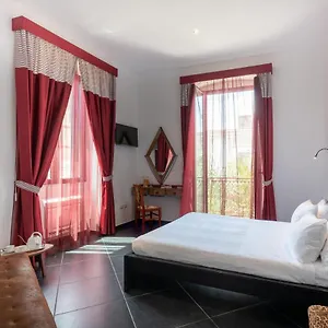 Maria Vittoria Charming And Bed & Breakfast